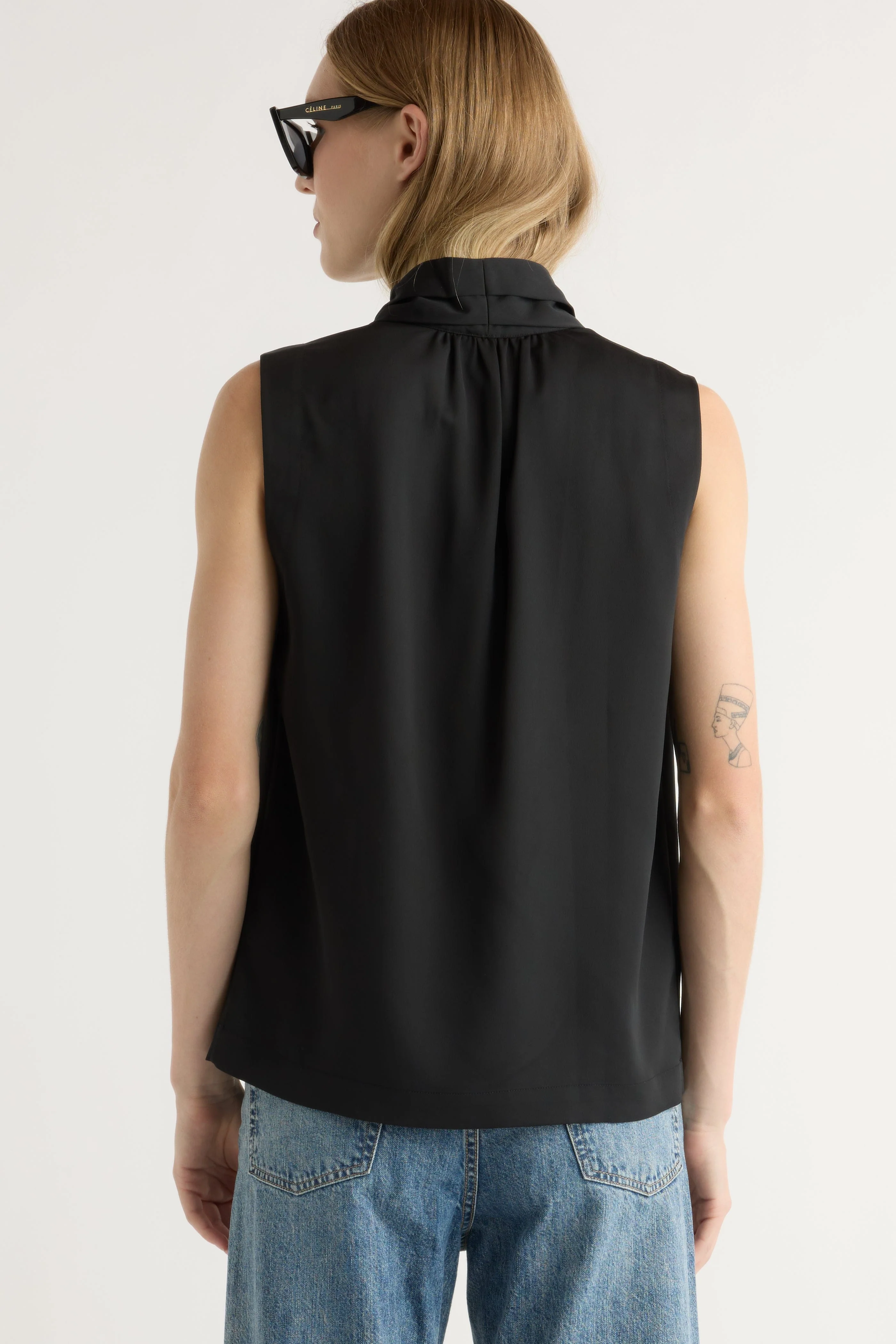 Jae V-Neck Sleeveless Blouse - Image 7